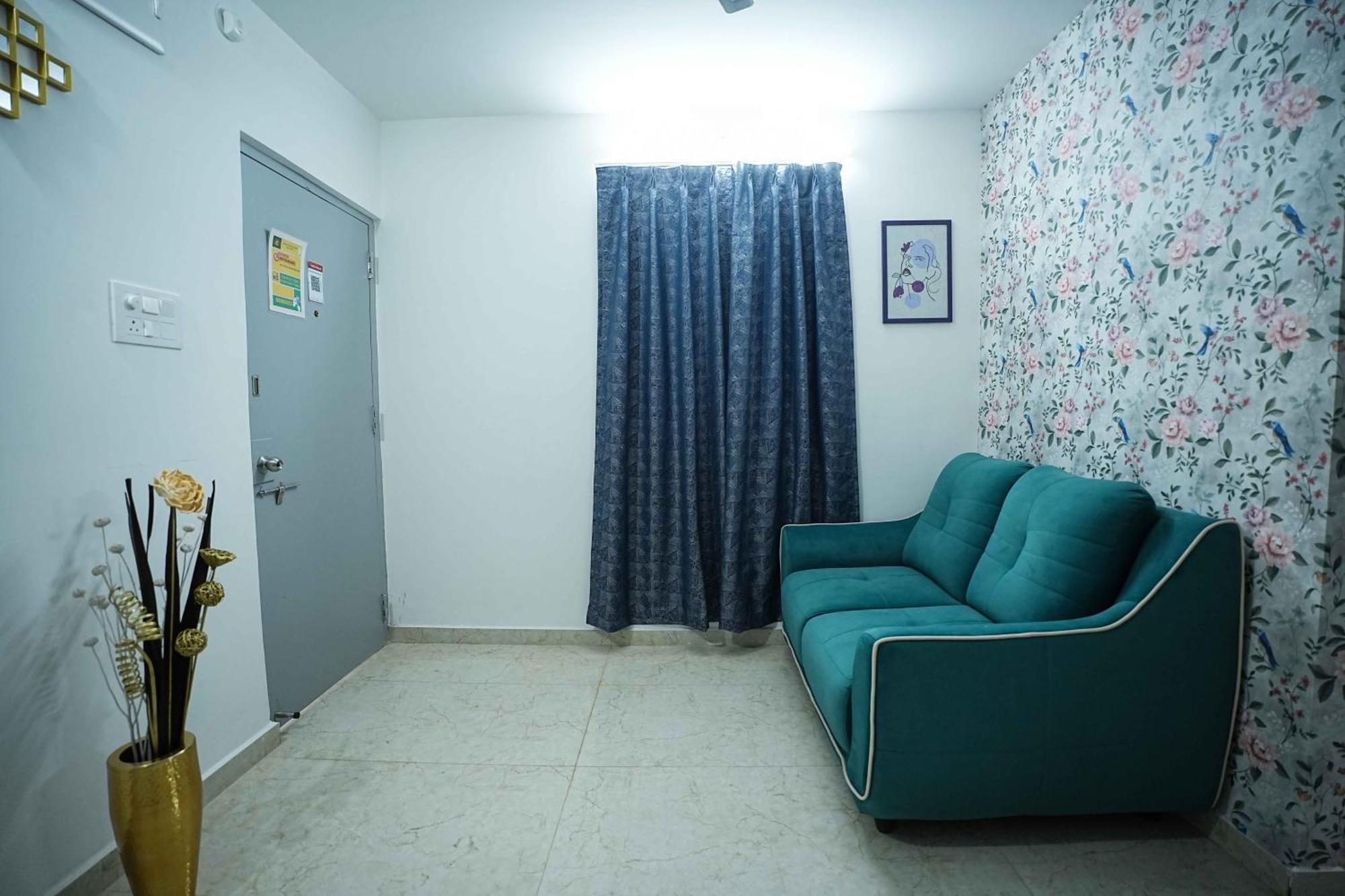Yellow Bells Studios And Suites Gachibowli Екстер'єр фото